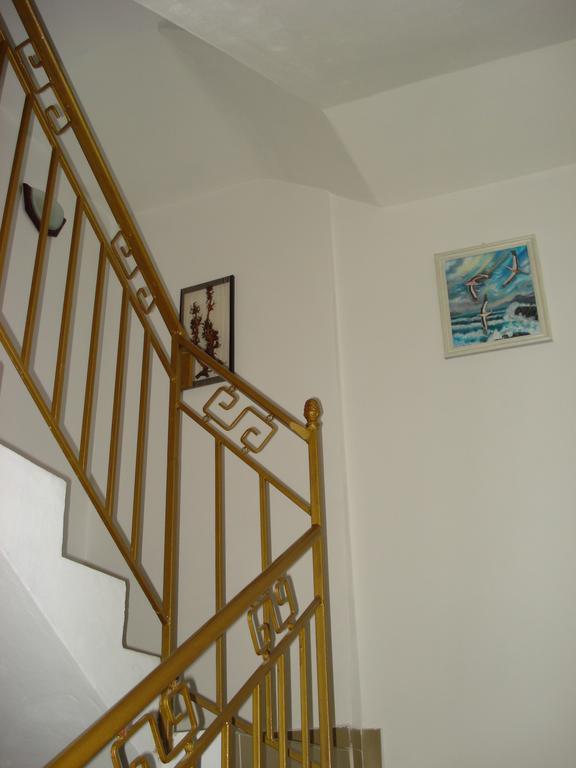 Hotel Moni 85 Family House Sozopol Pokoj fotografie