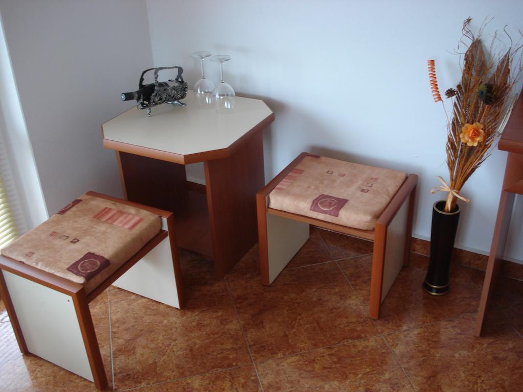 Hotel Moni 85 Family House Sozopol Pokoj fotografie
